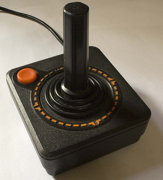 Illustration for article titled From Joystick to Brainwaves: A Visual History of The Game Controller